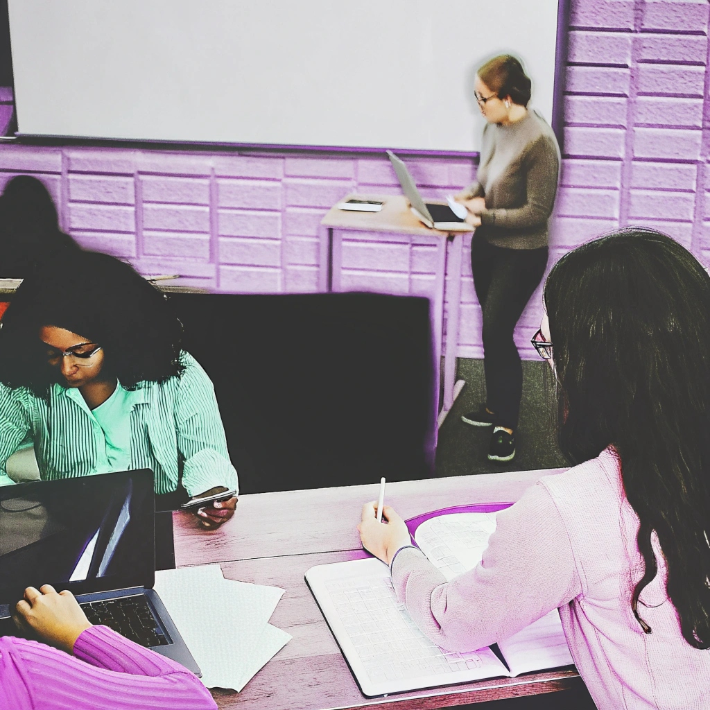 Practice Spanish conversation with native speakers